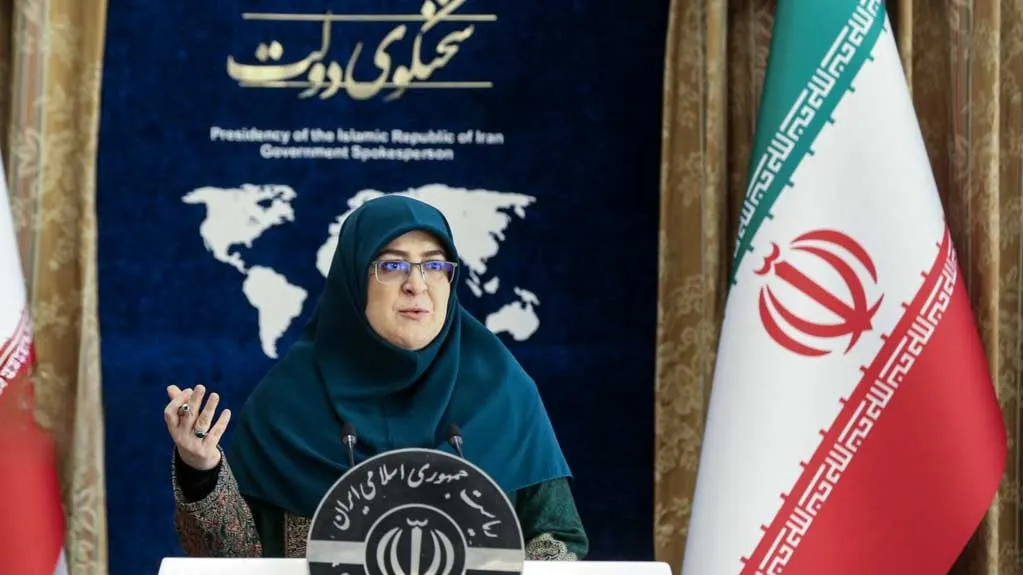 فاطمه مهاجرانی در نشست خبری سخنگوی دولت درباره مذاکرات بین‌المللی و سیاست‌های اقتصادی