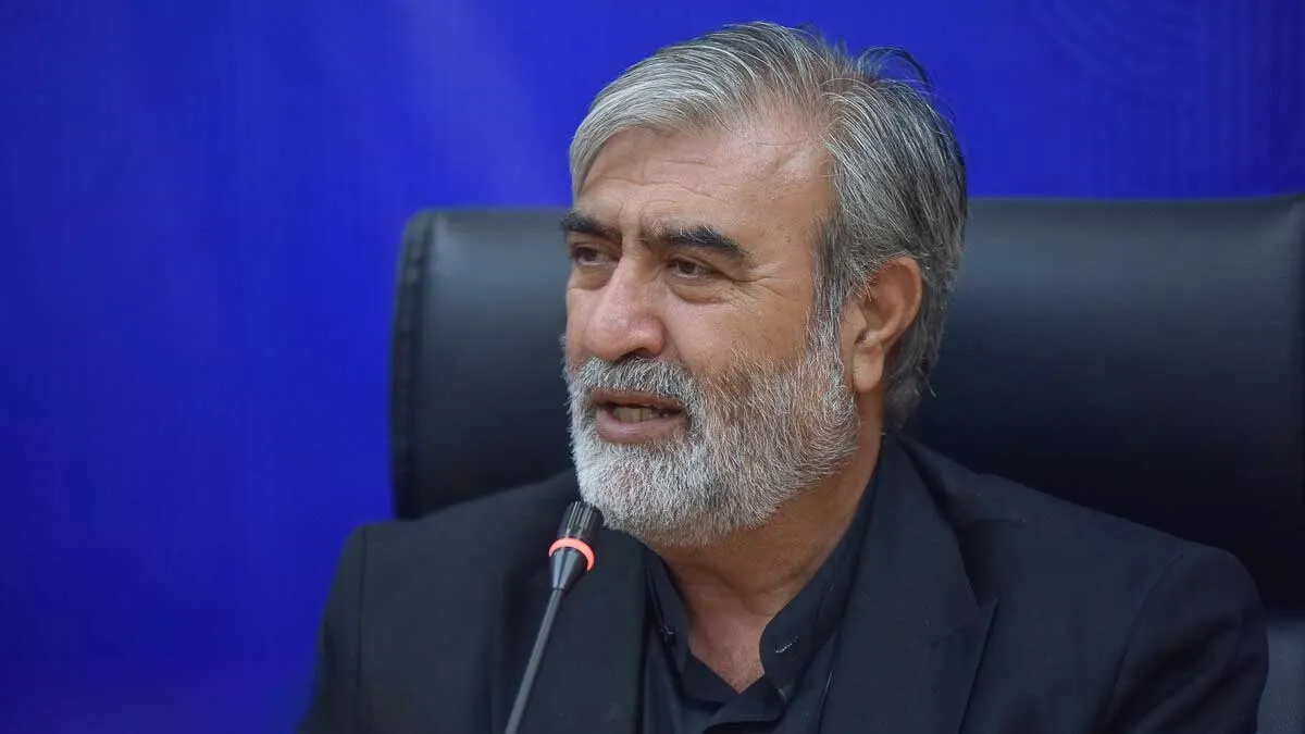 رئیس کمیسیون امنیت ملی مجلس در حال تشریح مزایای معاهده راهبردی ایران و روسیه
