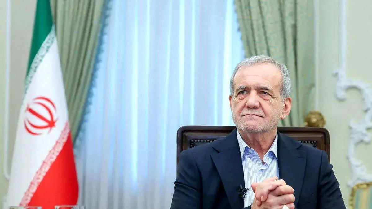 مراسم تجلیل رئیس جمهور از کارکنان وزارت تعاون
