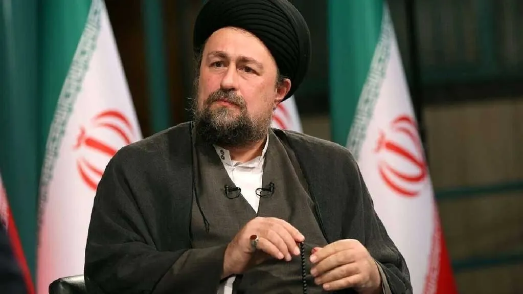 دیدار یادگار امام با شهردار و اعضای شورای شهر تهران در حرم مطهر امام خمینی