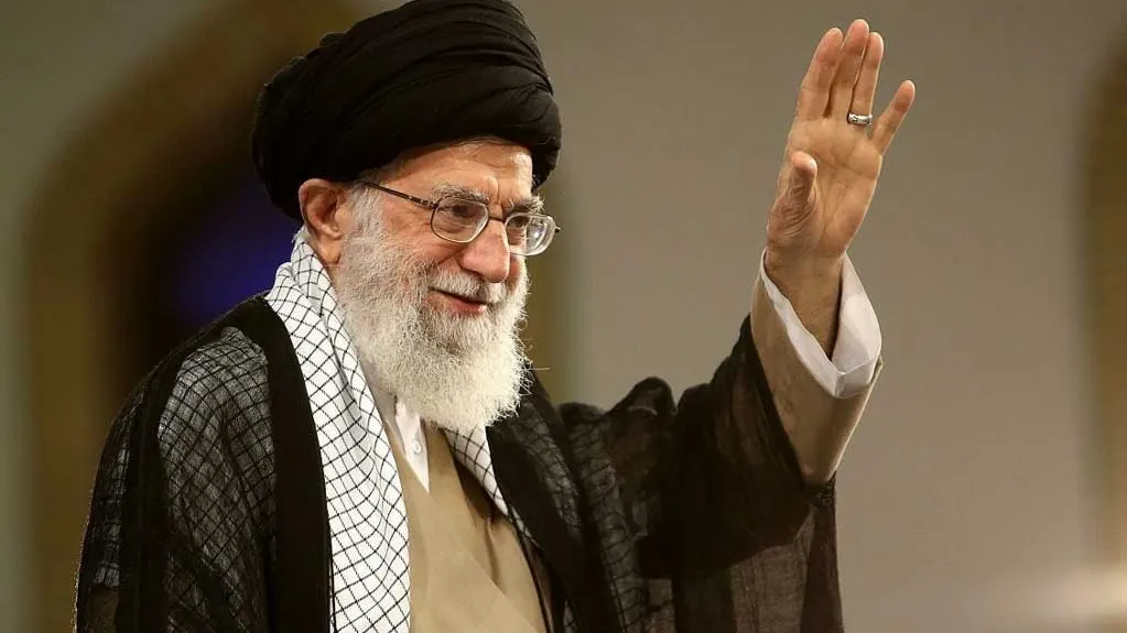 رهبر معظم انقلاب در دیدار با دانشآموزان و دانشجویان