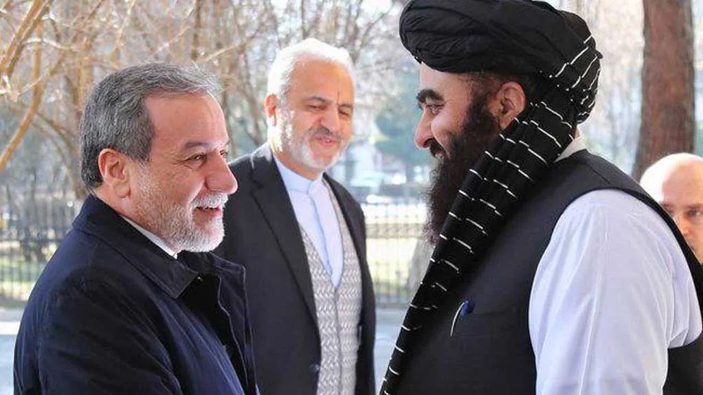دیدار دیپلماتیک عراقچی با مقامات ارشد افغانستان در کابل
