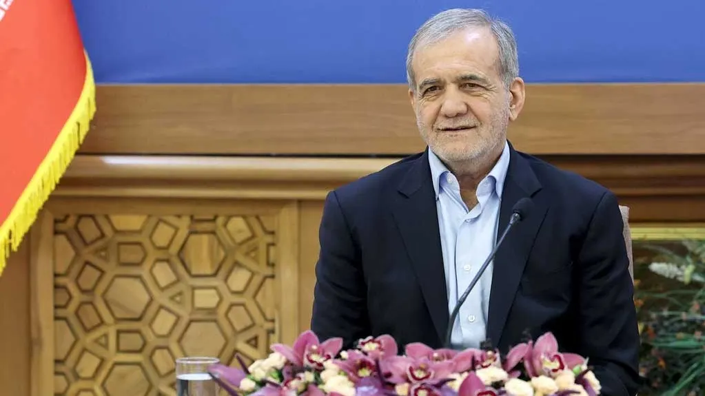 دیدار رئیس جمهور با سفرای خارجی در مراسم سلام سفرا