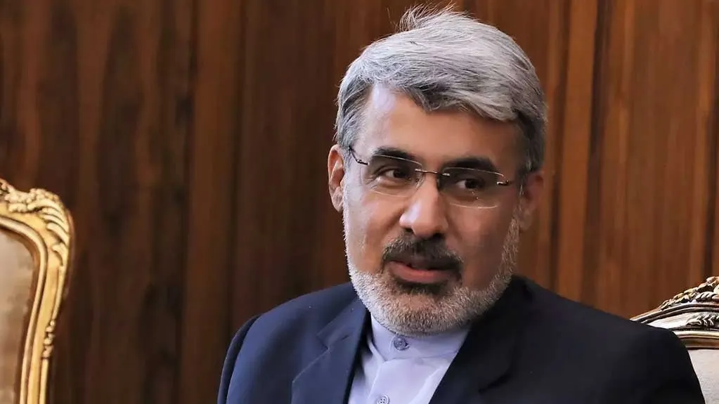 نماینده دائم ایران در سازمان ملل در حال سخنرانی علیه قطعنامه حقوق بشری