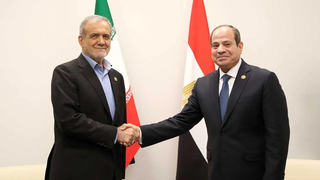 دیدار پزشکیان و السیسی در کازان: گفتگو برای تقویت همگرایی اسلامی