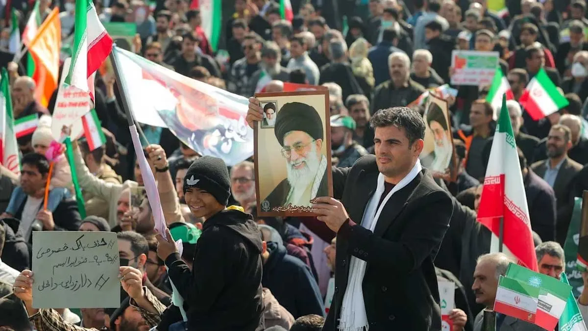 شکاف زیست‌جهان حاکمان و شهروندان در ایران