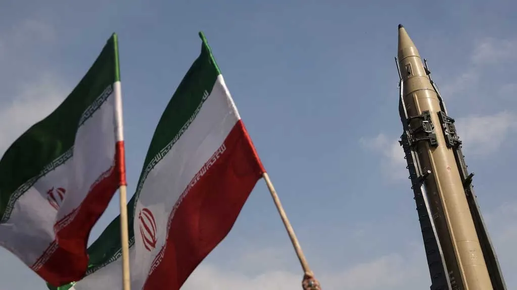 دوراهی مذاکره یا مقاومت؛ بحران اقتصادی و تحریمهای ایران