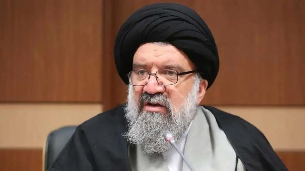 آیت‌الله خاتمی در خطبه‌های نماز جمعه تهران درباره جزایر سه‌گانه و مقاومت