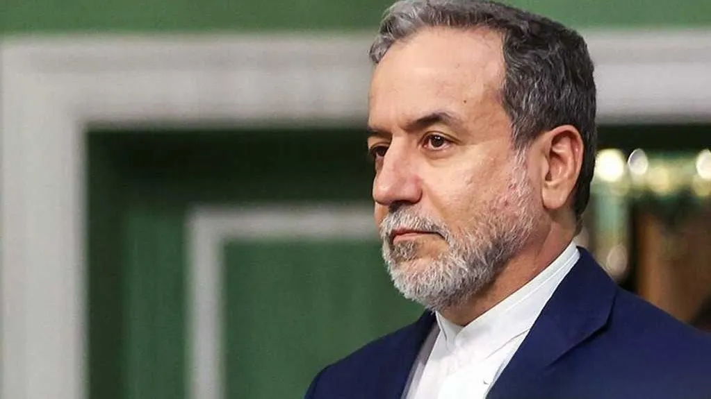 دیدار وزیر خارجه ایران با مقامات قطری در دوحه