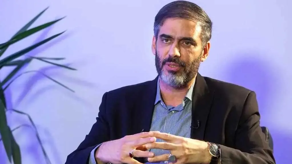 اصلاح ساختار دولت و وزارتخانه‌ها برای توسعه کشور